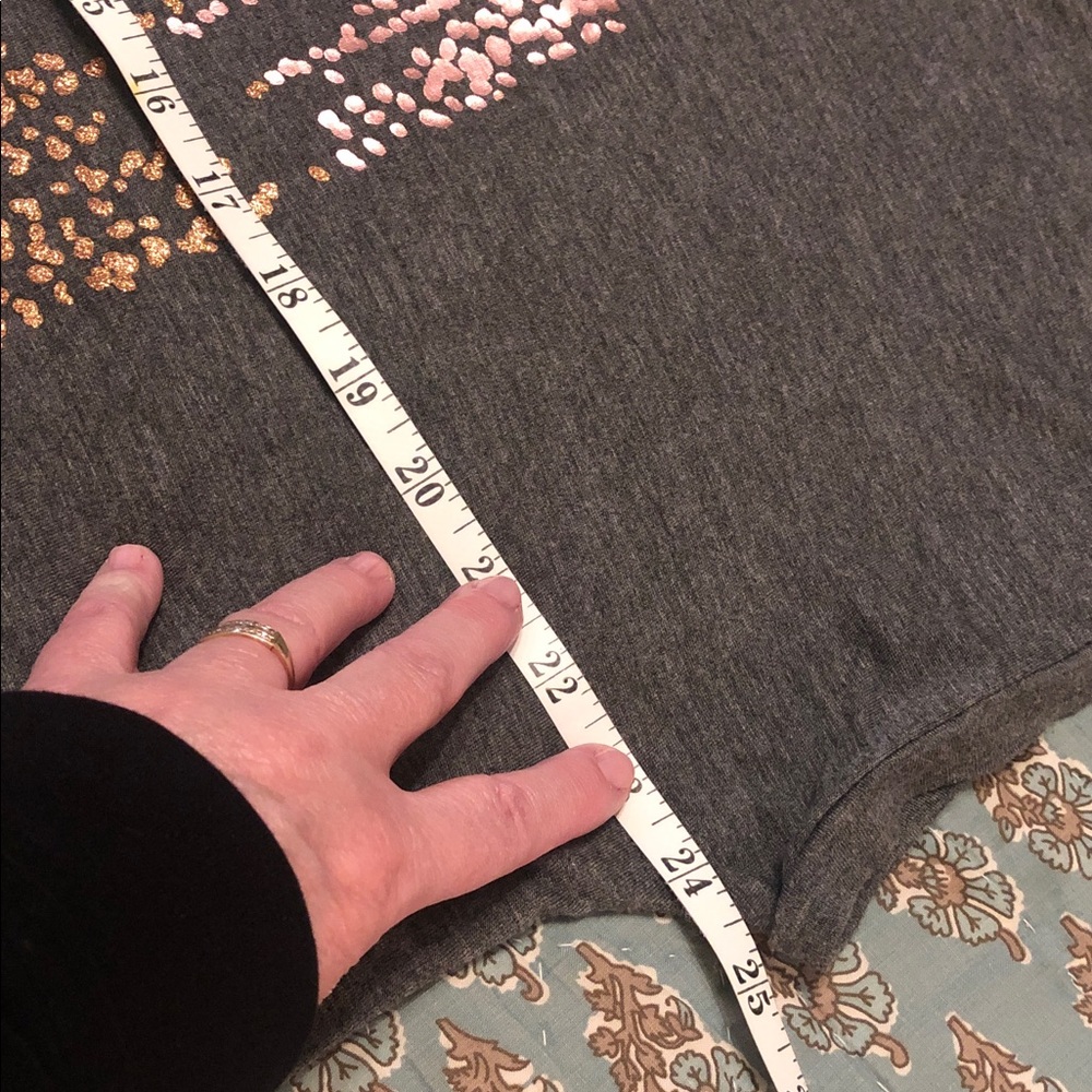 Apt. 9 Charcoal Short-Sleeve Tee with Glittery Print - Picture 10 of 12